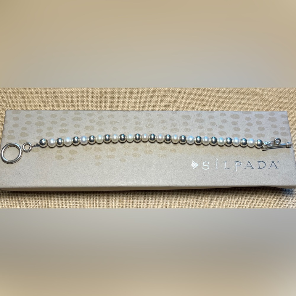 Silpada Pearl and Silver Bead Bracelet - Picture 3 of 6